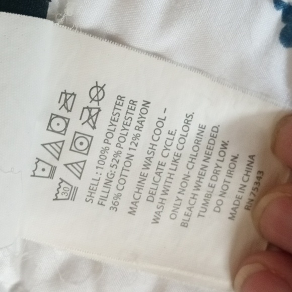 Cynthia Rowley Blue and Yellow Floral Twin Quilt - Picture 3 of 8